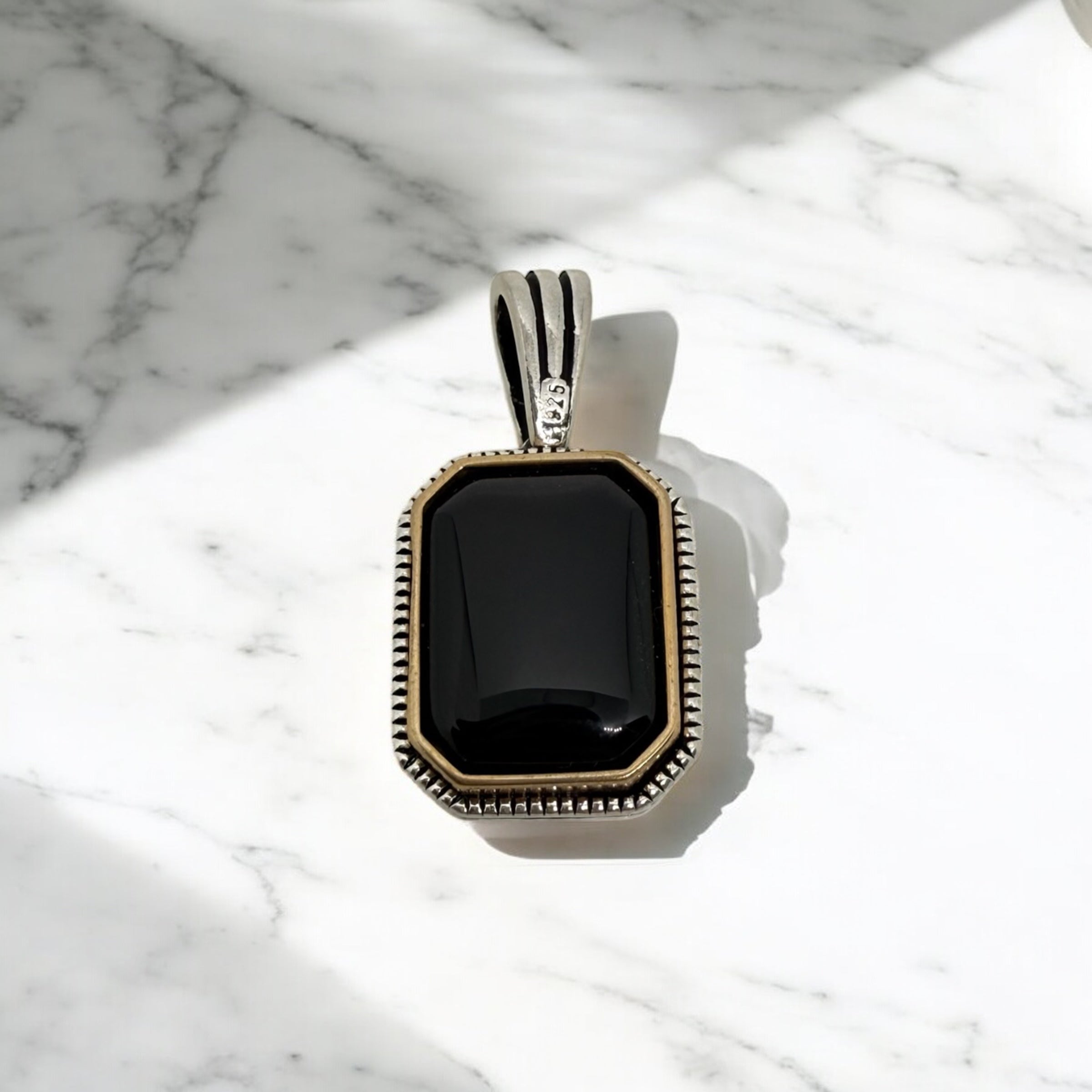 925 Sterling Silver Midnight Edge Pendant