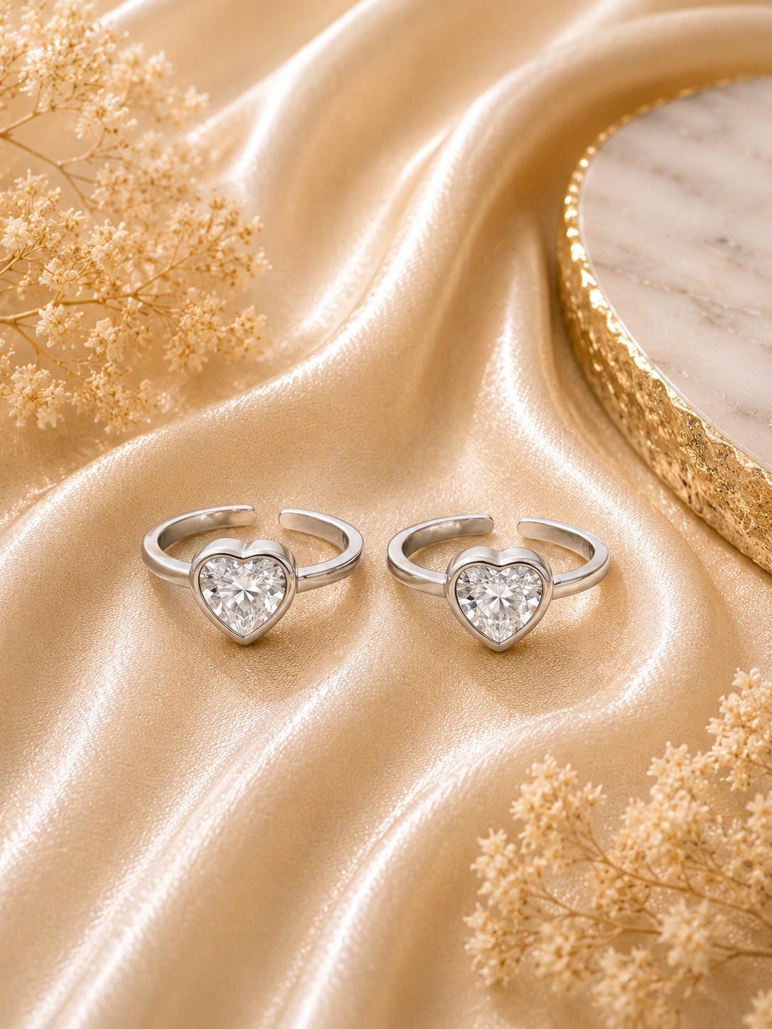 925 Sterling Silver White Heart Toe rings ( 2 rings) | Free Size
