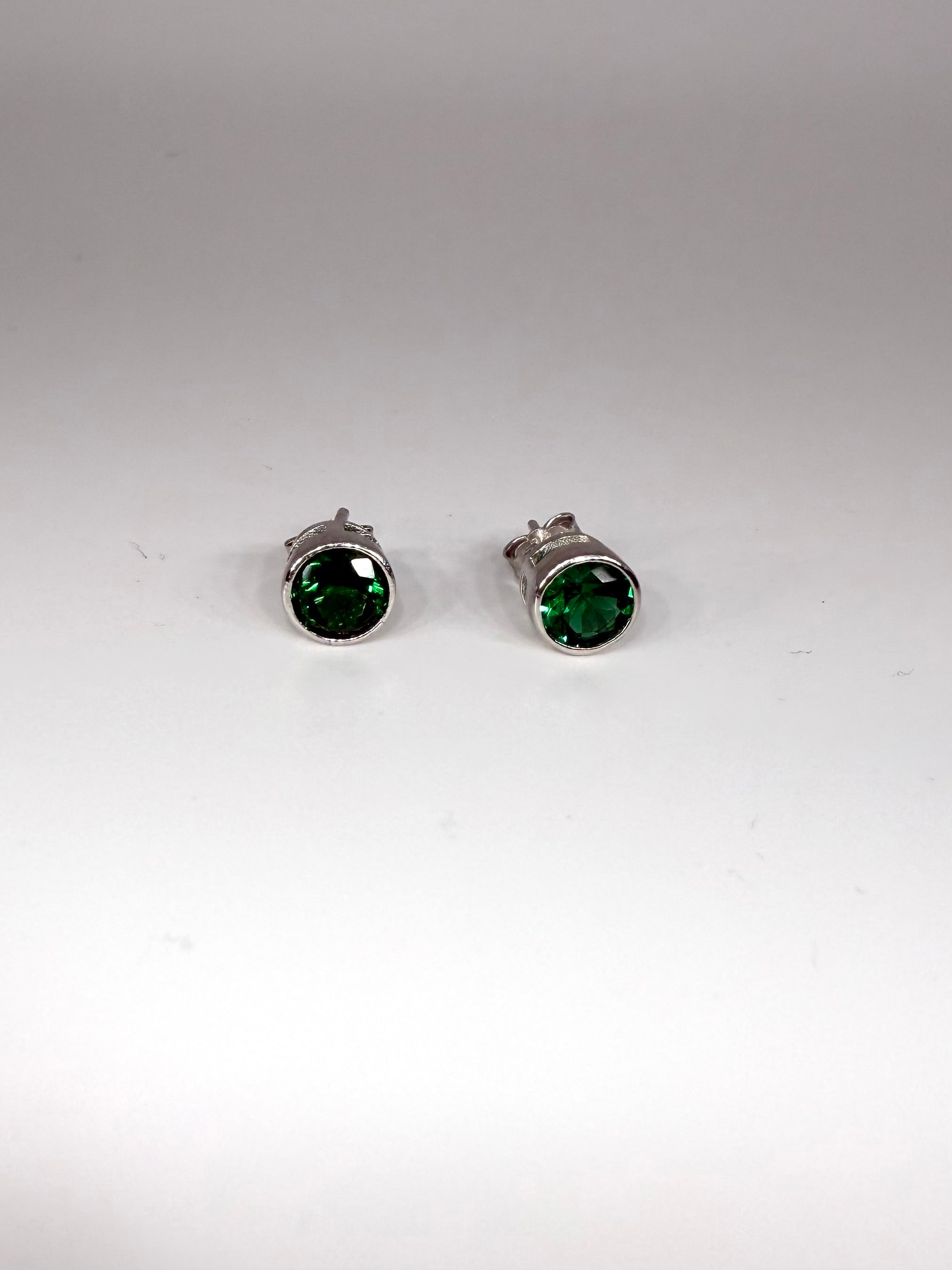 925 Sterling Silver Luxe Green Studs | Everyday Wear Earrings