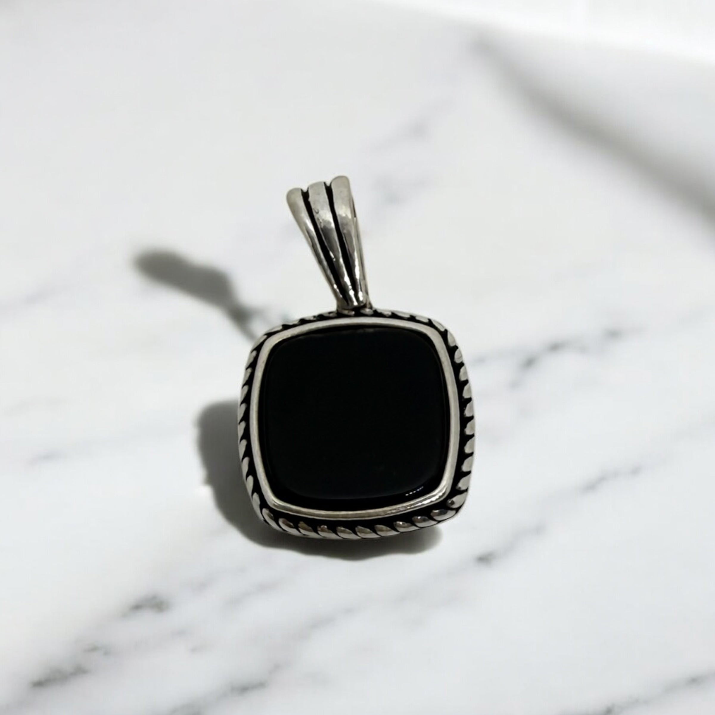 925 Sterling Silver Obsidian Crest Pendant