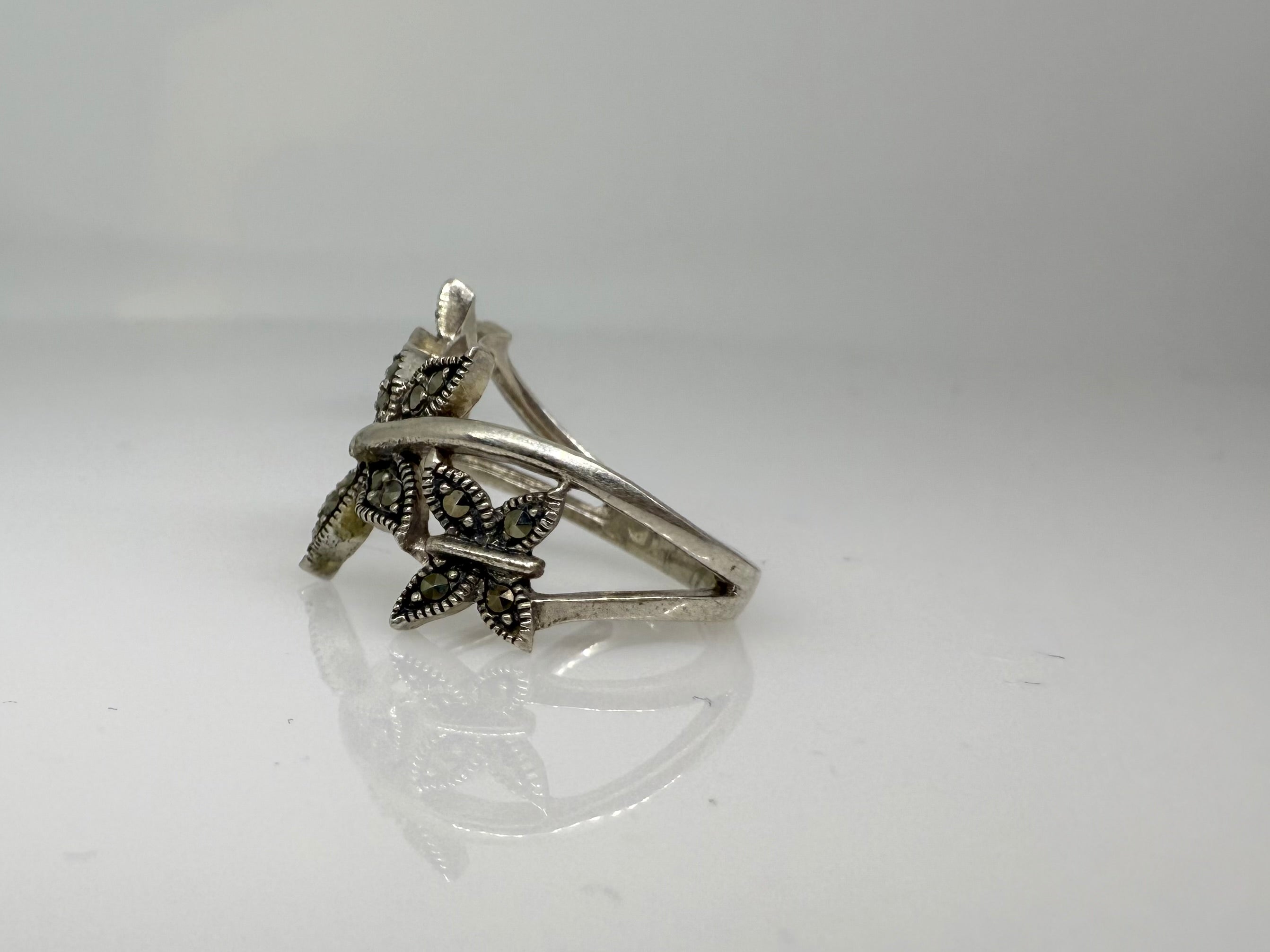 925 Sterling Silver Marcasite Meadow Women Ring