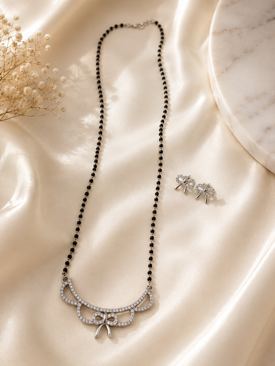 925 Sterling Silver Bow Bliss Mangalsutra with Bow Earrings