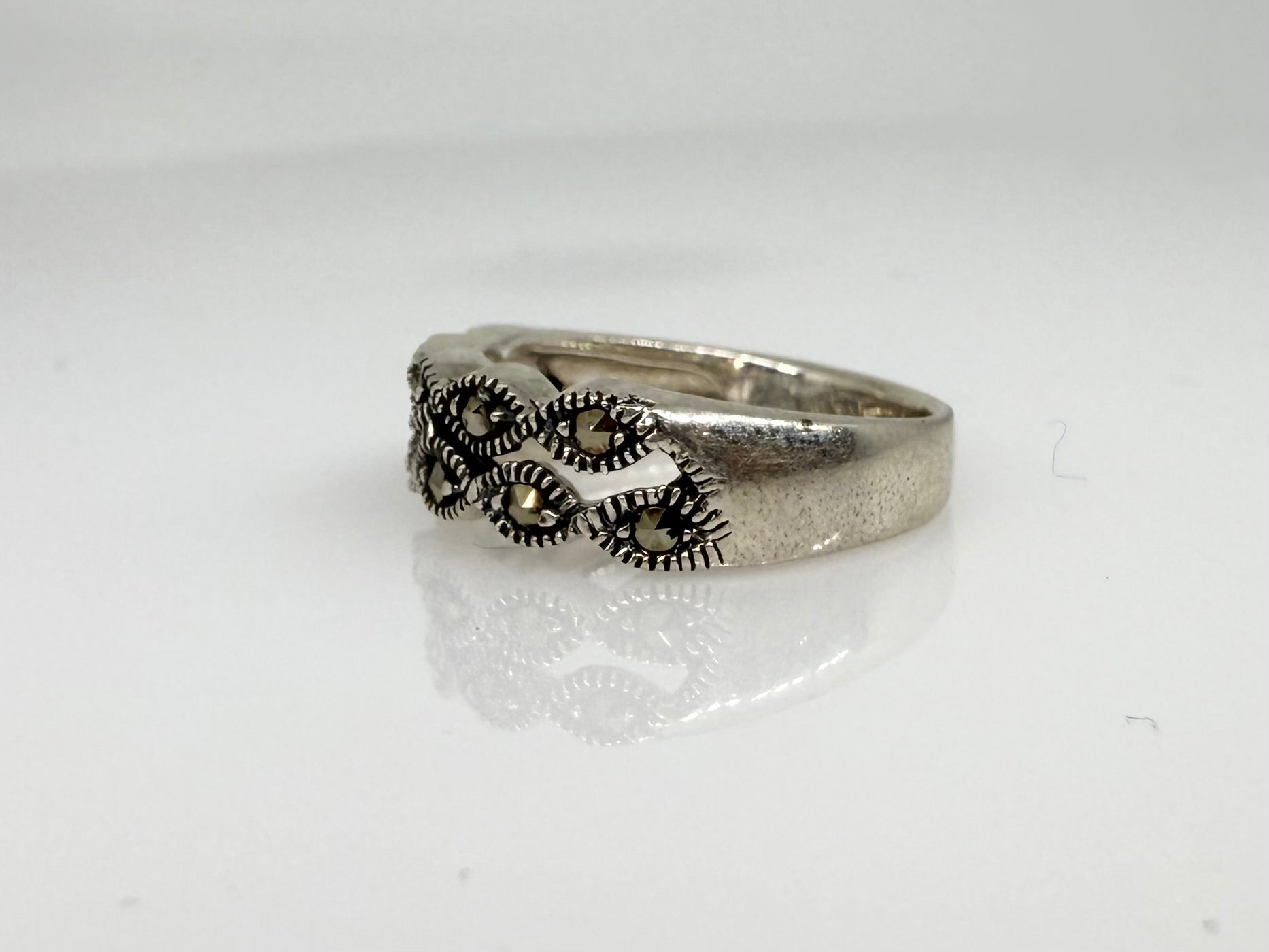 925 Sterling Silver Marcasite Minimal Women Ring