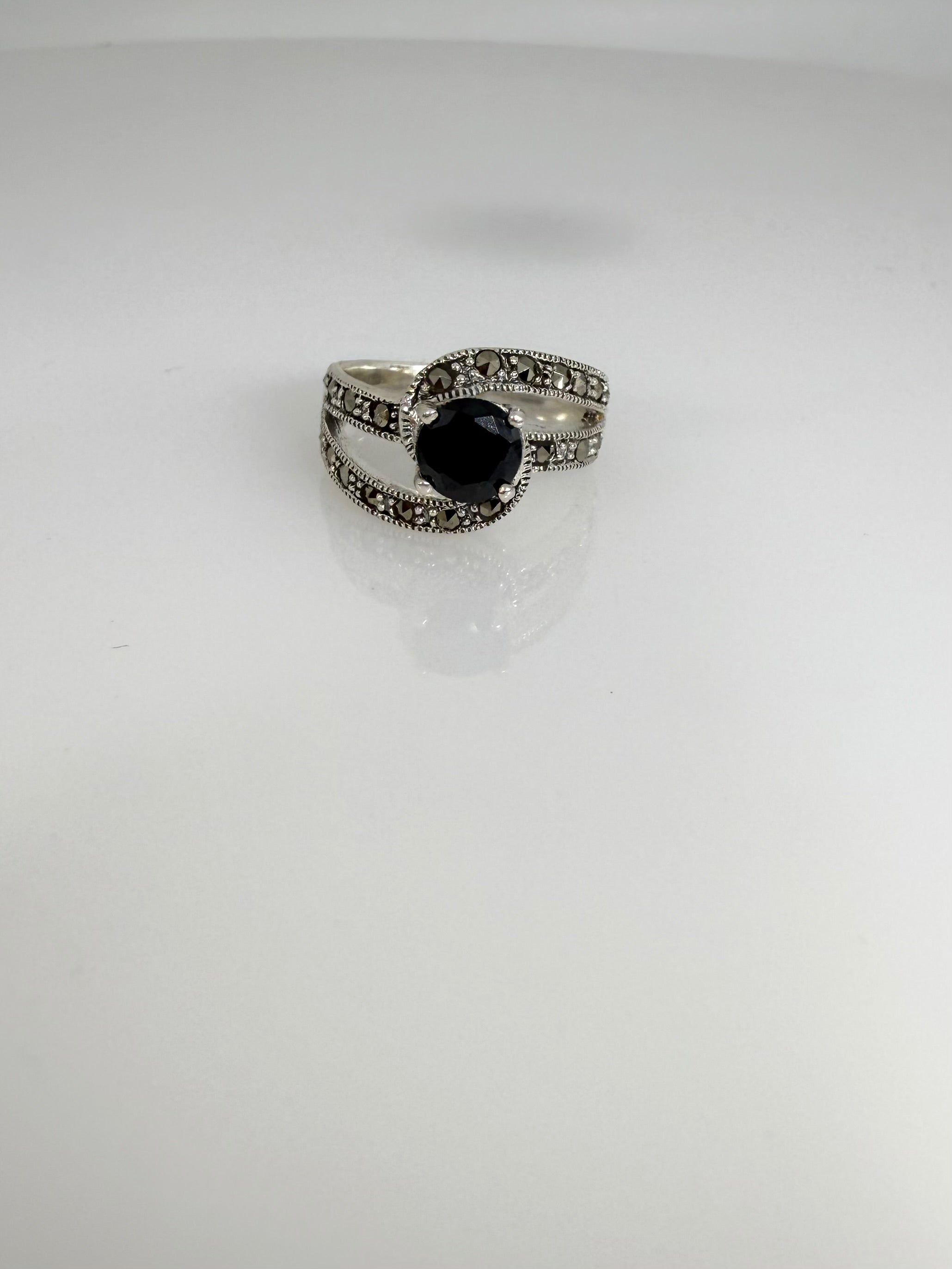 925 Sterling Silver Dark Eclipse Marcasite Women Ring