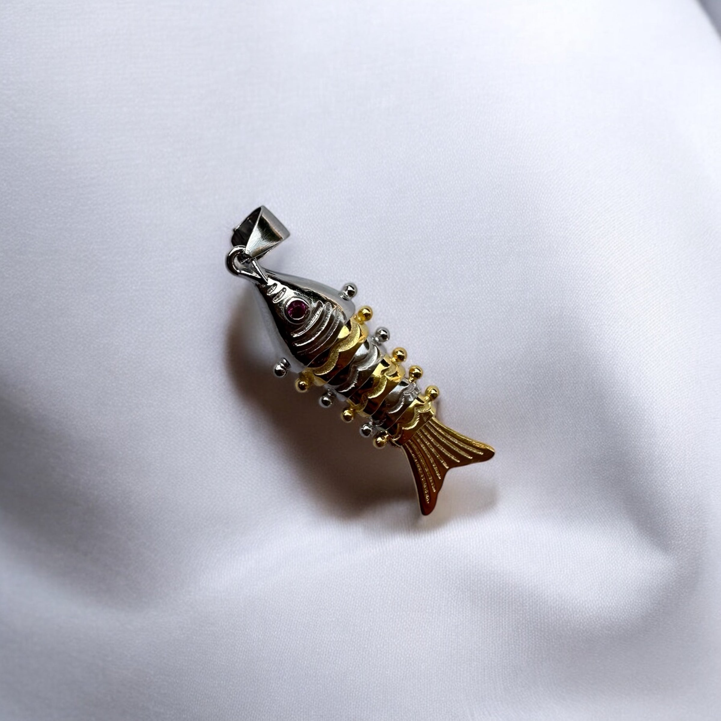 925 Sterling Silver Fish Pendant