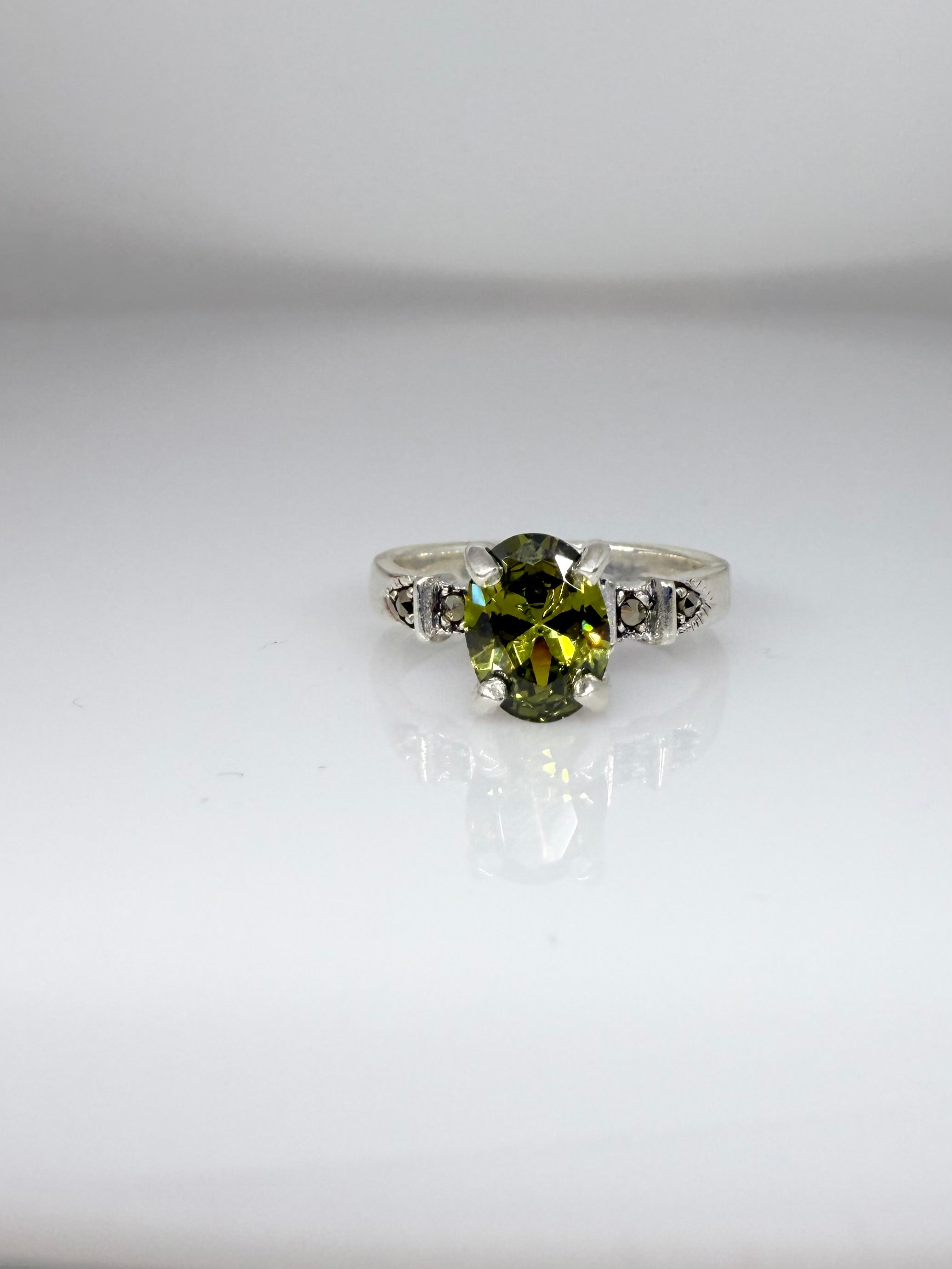 925 Sterling Silver Green Ivy Marcasite Women Ring