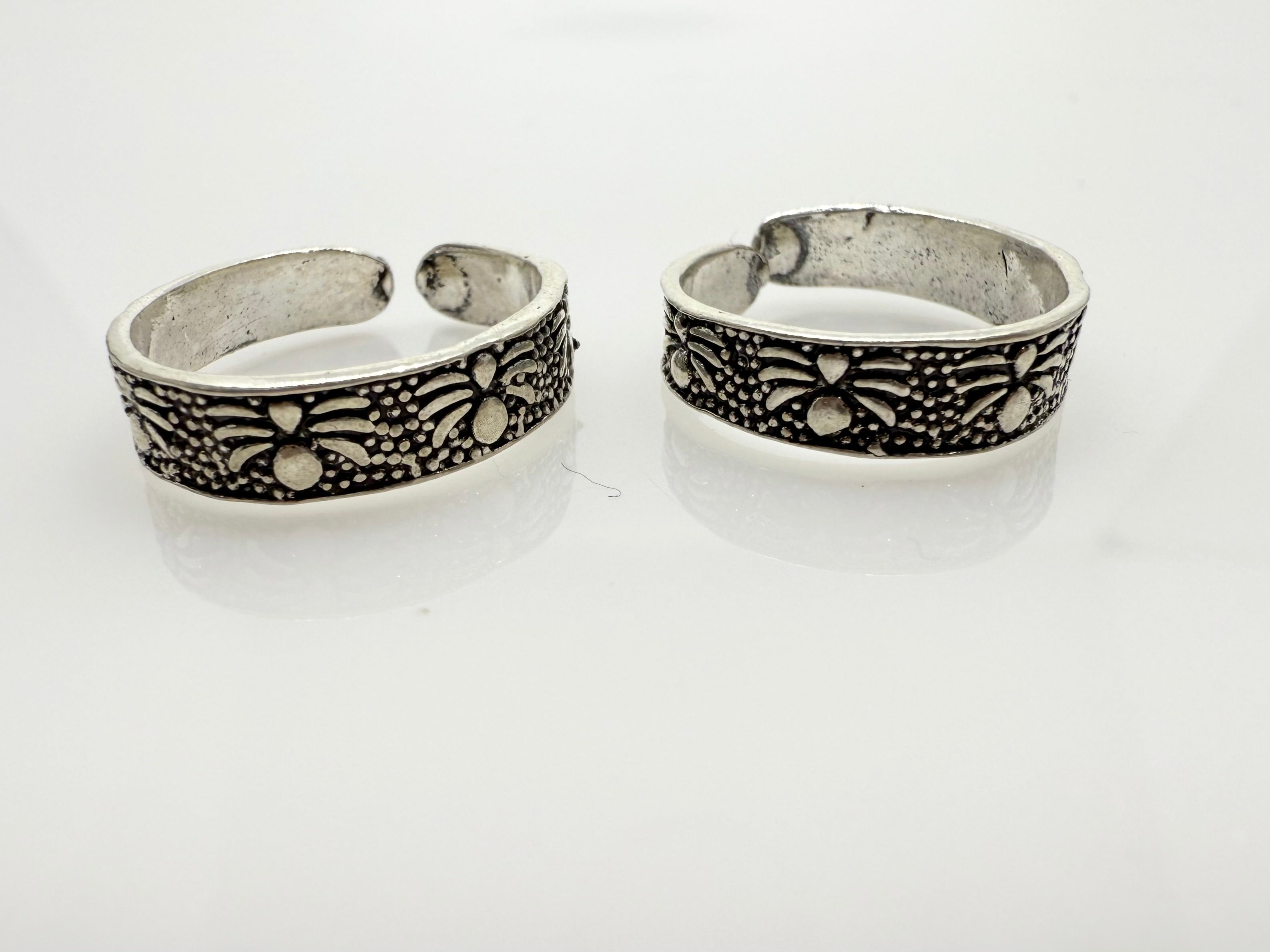 925 Oxidised Silver Toe Rings (2 Rings) Vintage style | Free Size