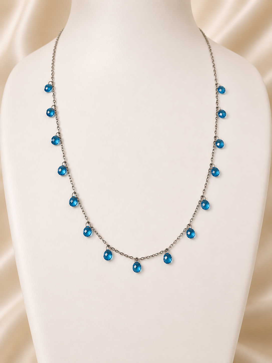925 Sterling Silver Azure Crystal Queen Neckpiece