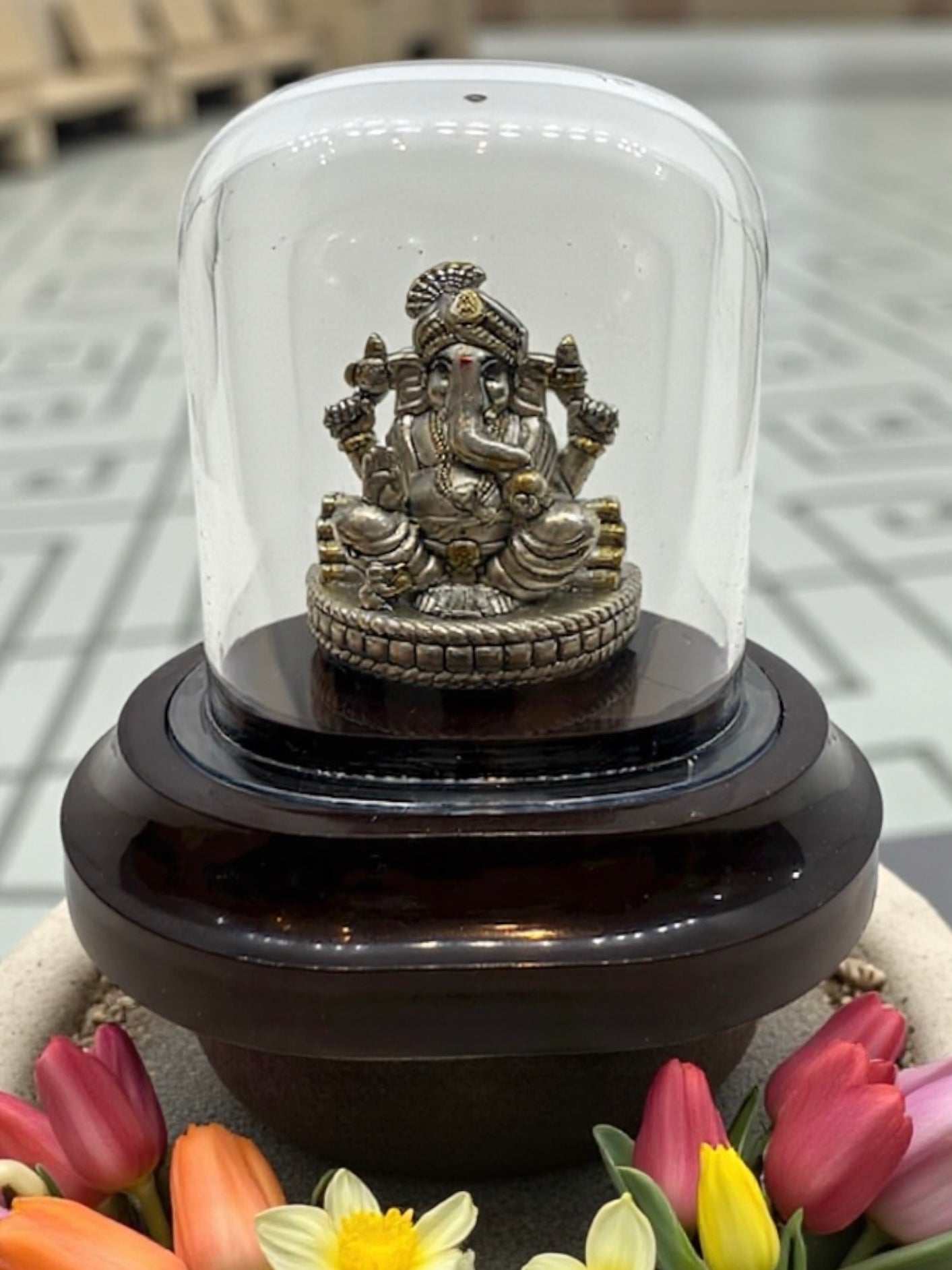 Emerald Pure 999 Silver Ganesha Idol with Acrylic Base for Pooja/Gift