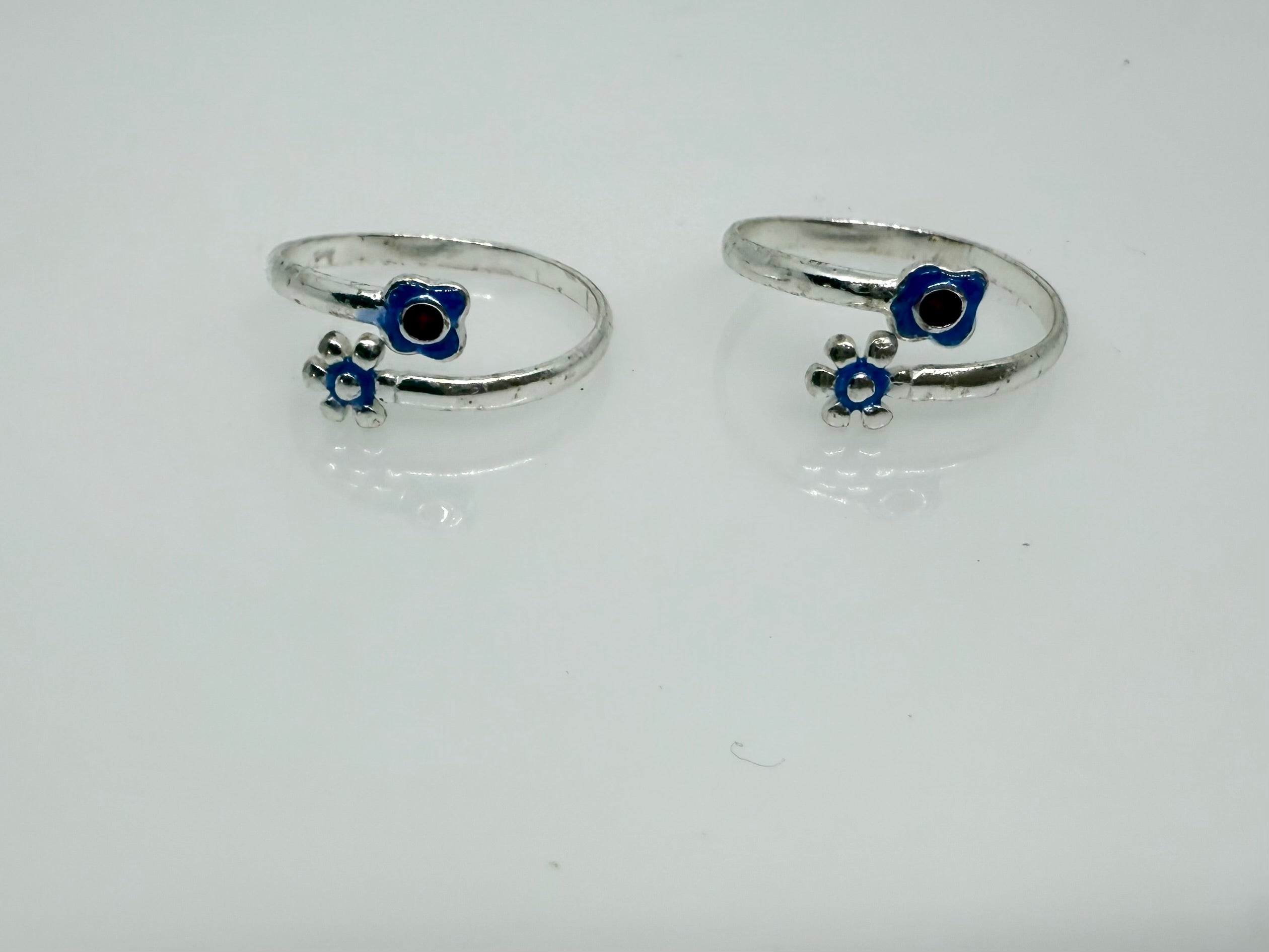 925 Oxidised Silver Toe Rings (2 Rings) Blue Flower | Free Size