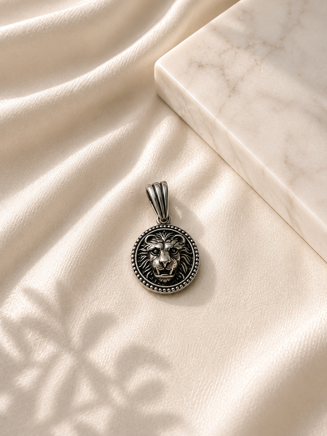 925 Sterling Silver Royal Lion Medallion Men’s Pendant