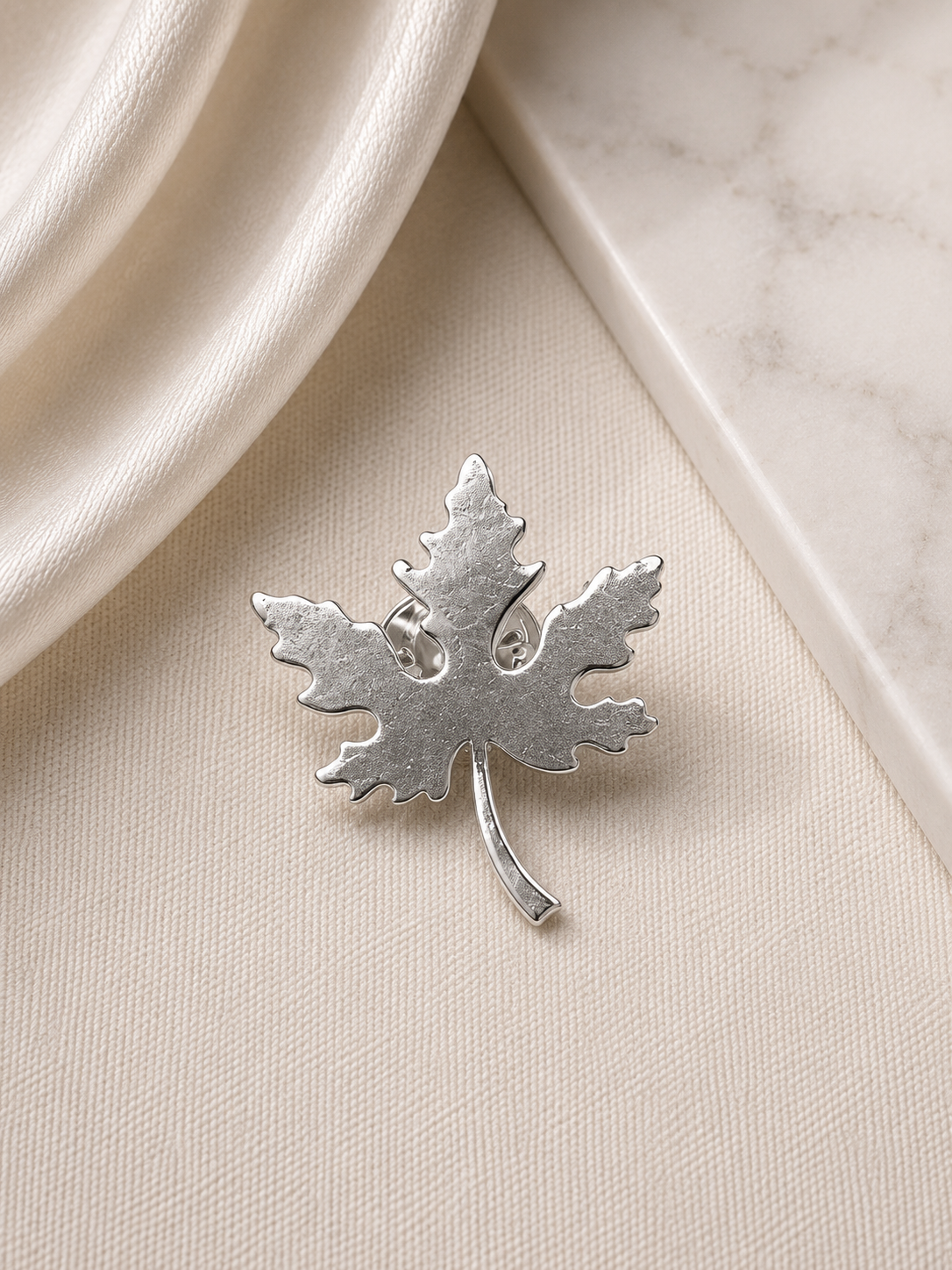 925 Sterling Silver Maple Leaf Lapel Pin Brooch