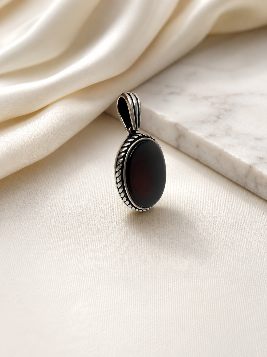 925 Sterling Silver Red Agate Oval Men’s Pendant