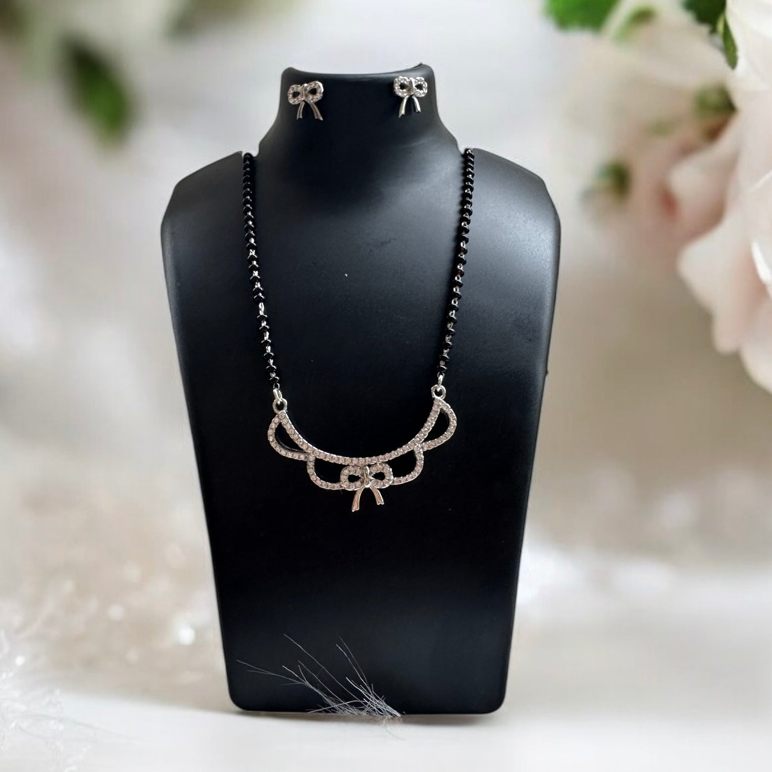 925 Sterling Silver Bow Bliss Mangalsutra with Bow Earrings