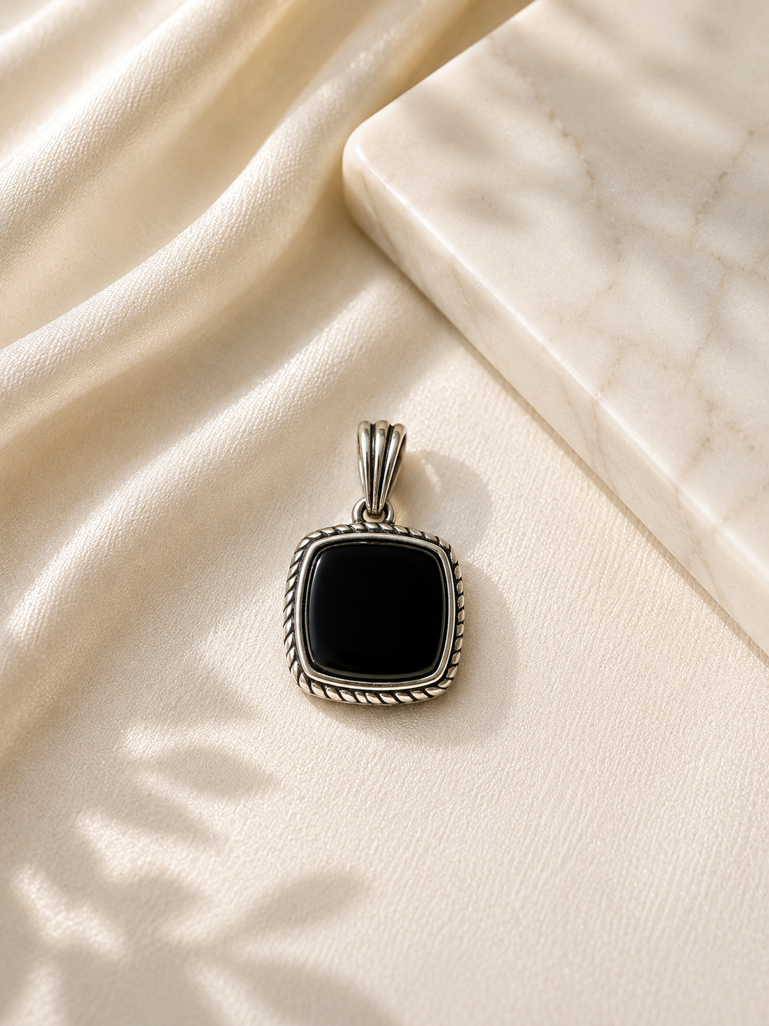 925 Sterling Silver Eclipse Black Men’s Pendant