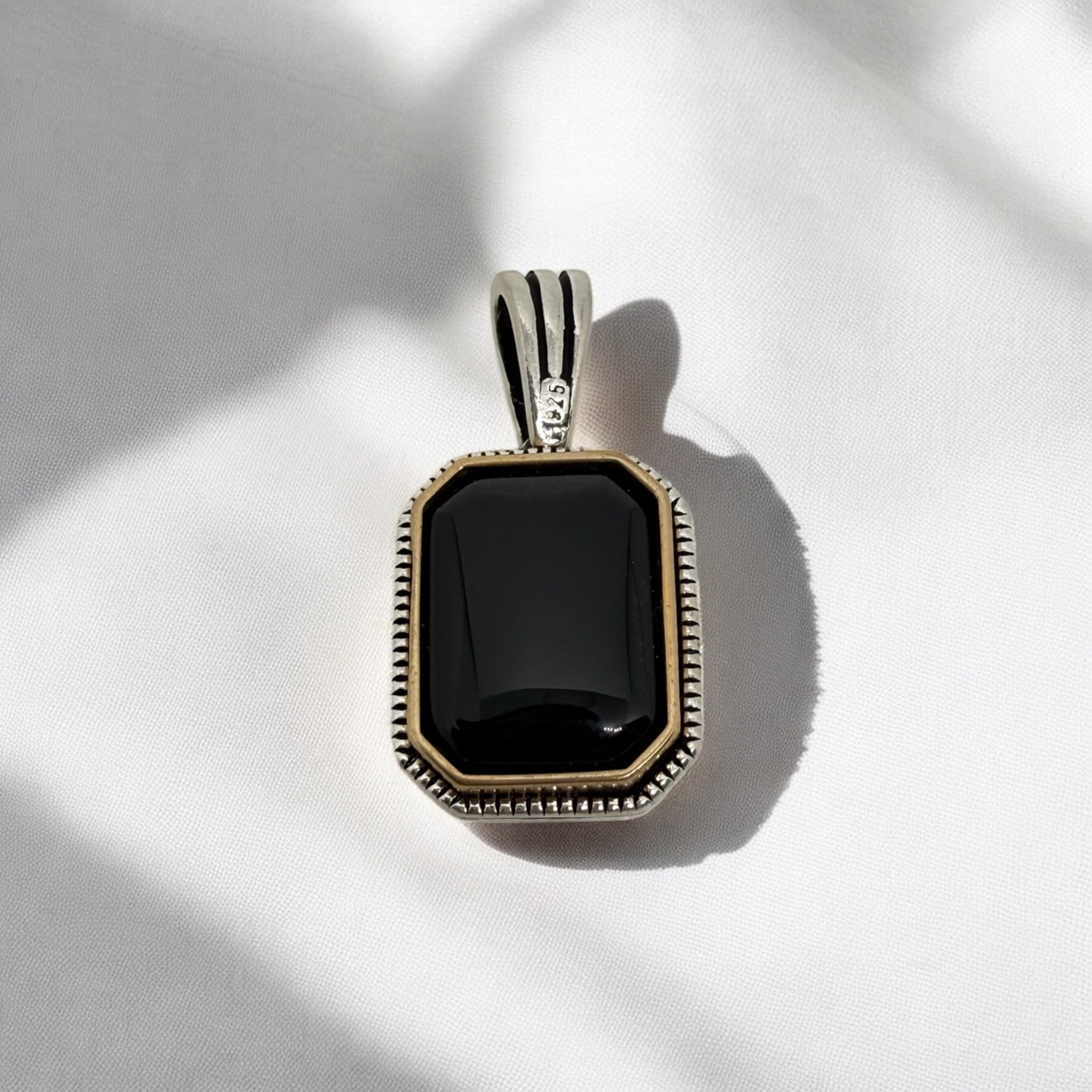 925 Sterling Silver Midnight Edge Pendant
