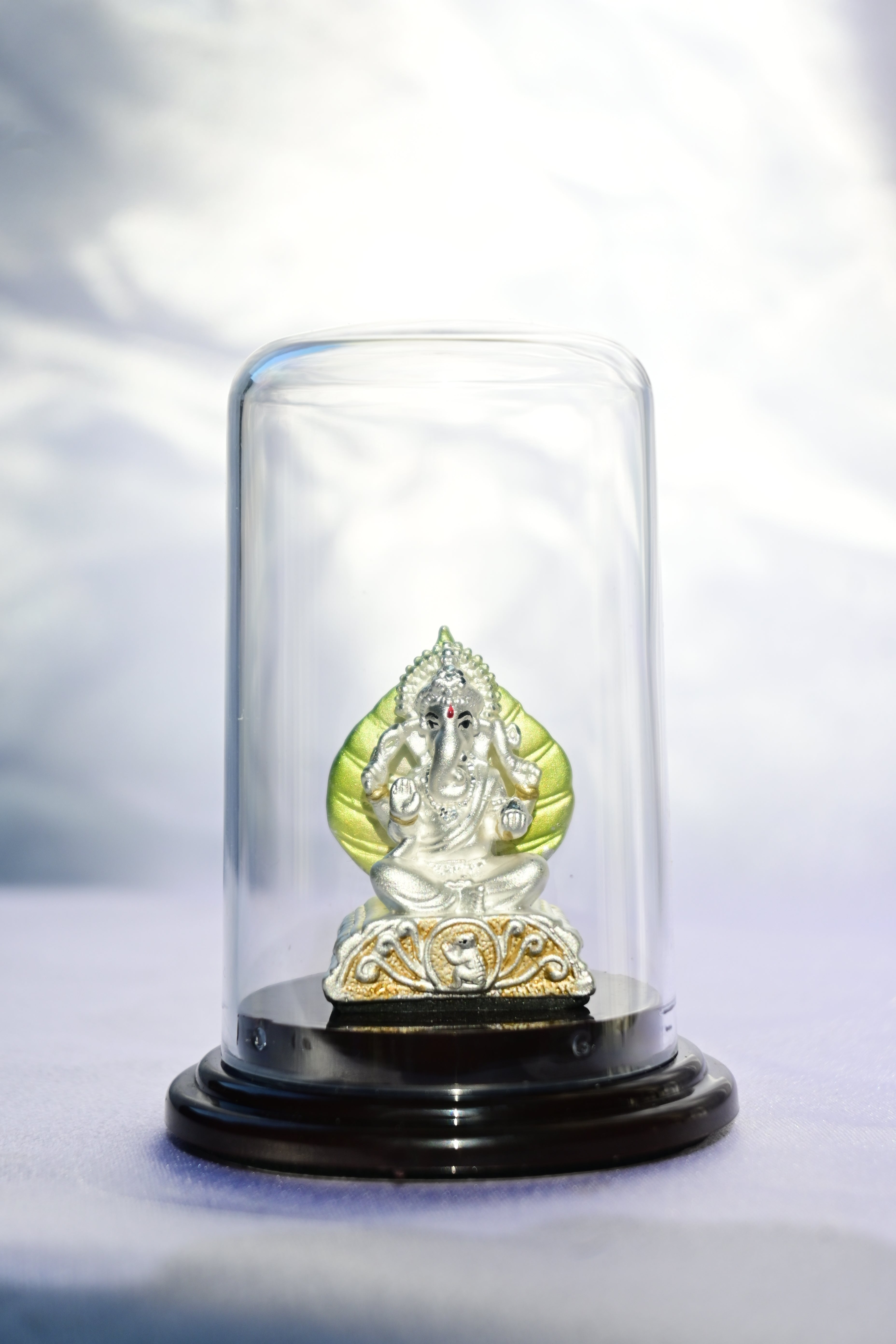 Emerald Pure 999 Silver Ganesha Idol with Acrylic Base For Pooja/ Gift