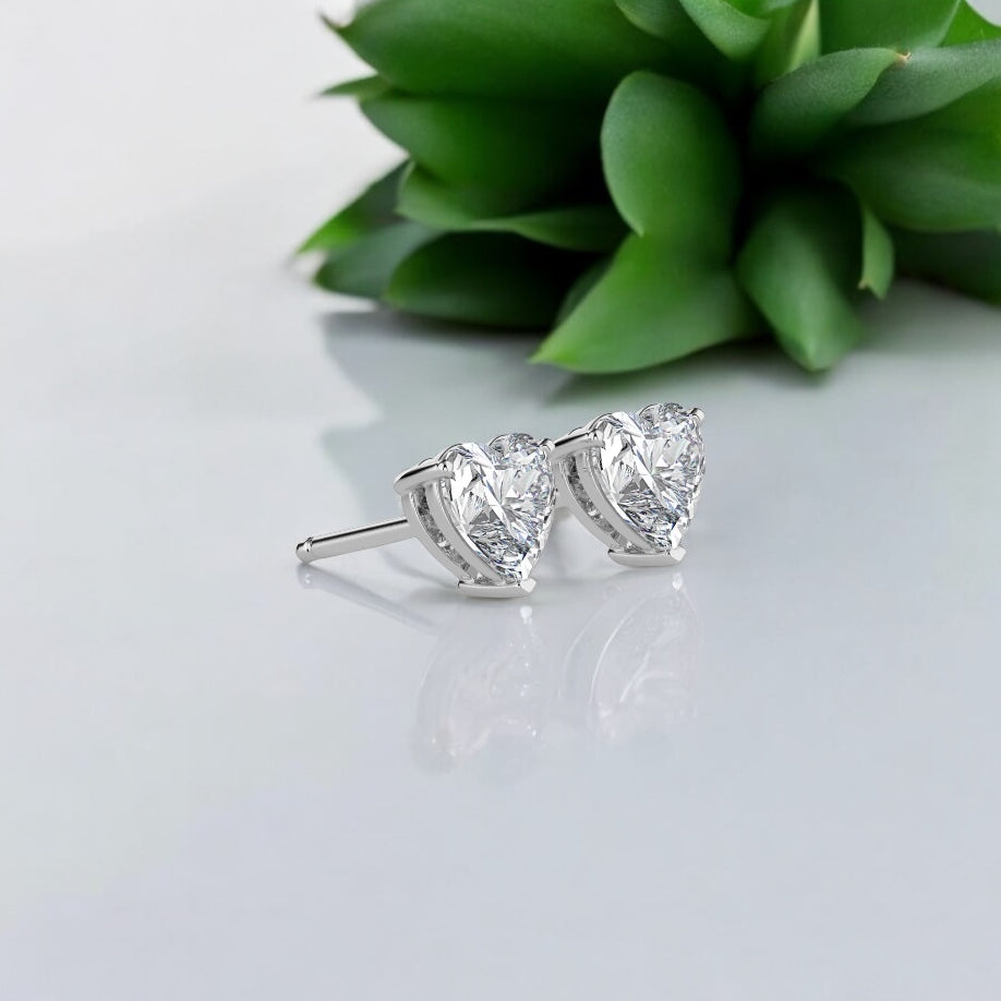 925 Sterling Silver Solitaire Heart Studs