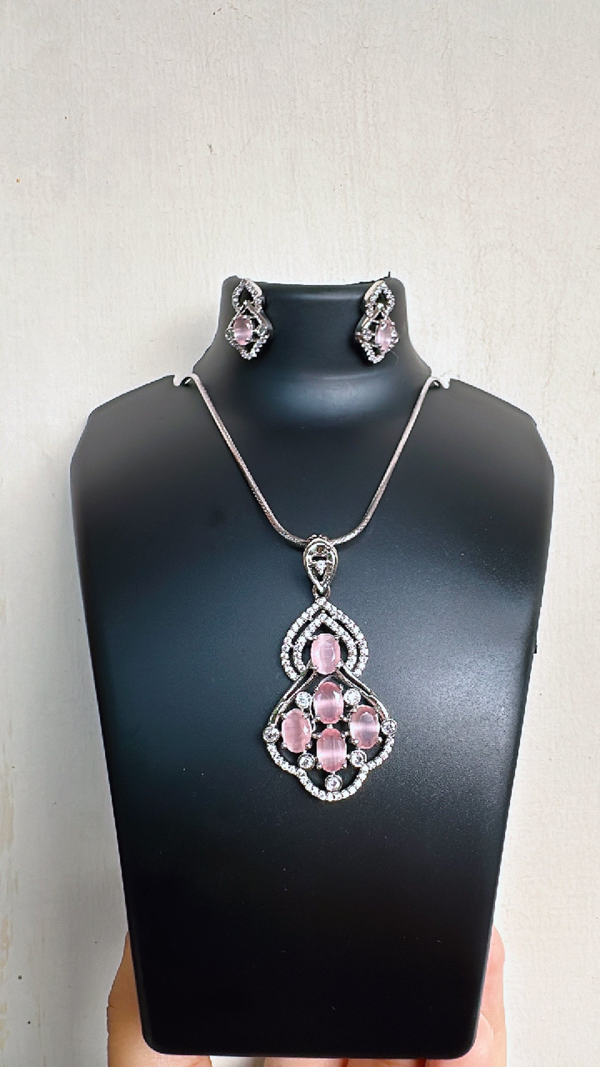 925 Sterling Silver Blush Radiance Pendant Set