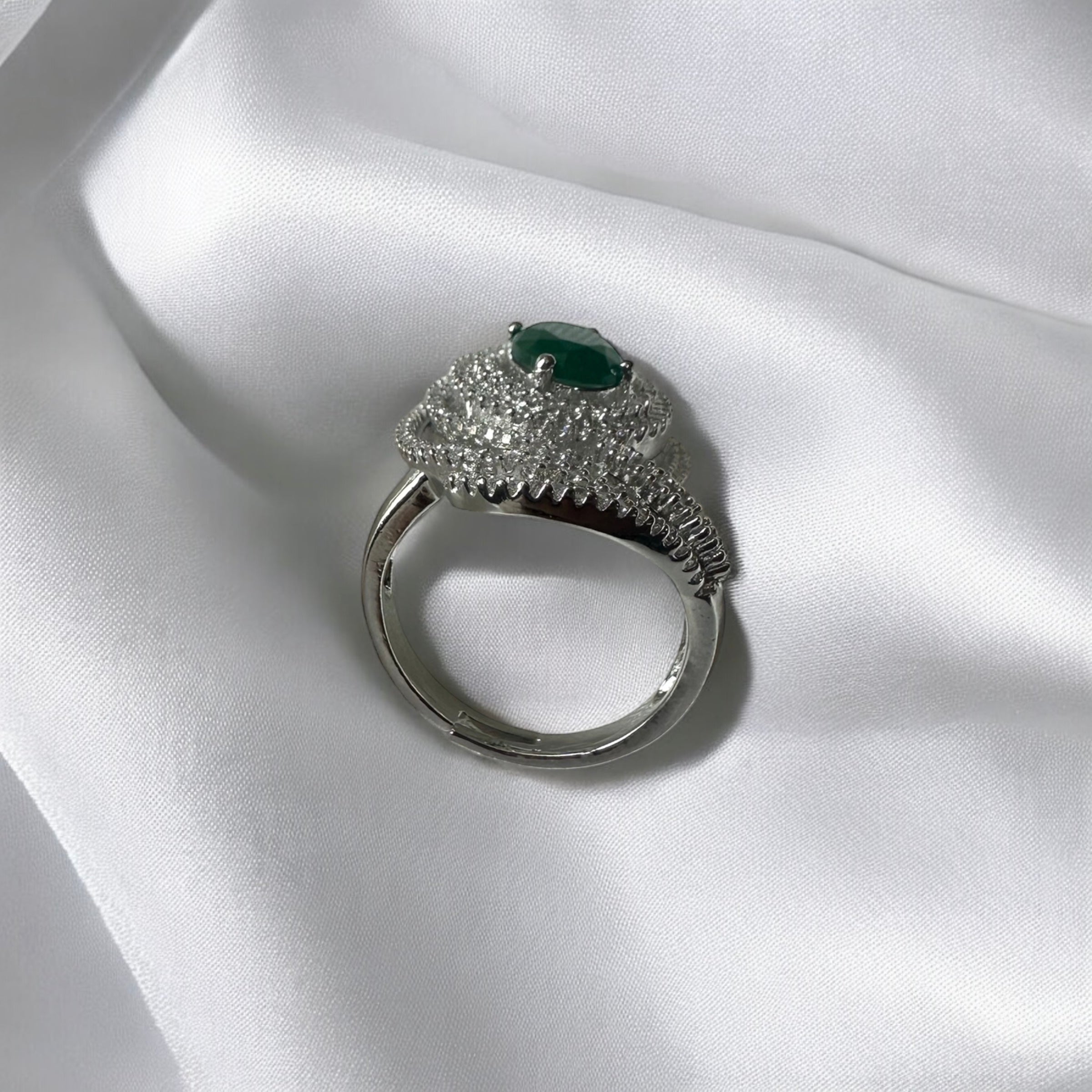 925 Sterling Silver Emerald Glow Women Cocktail Ring | Adjustable