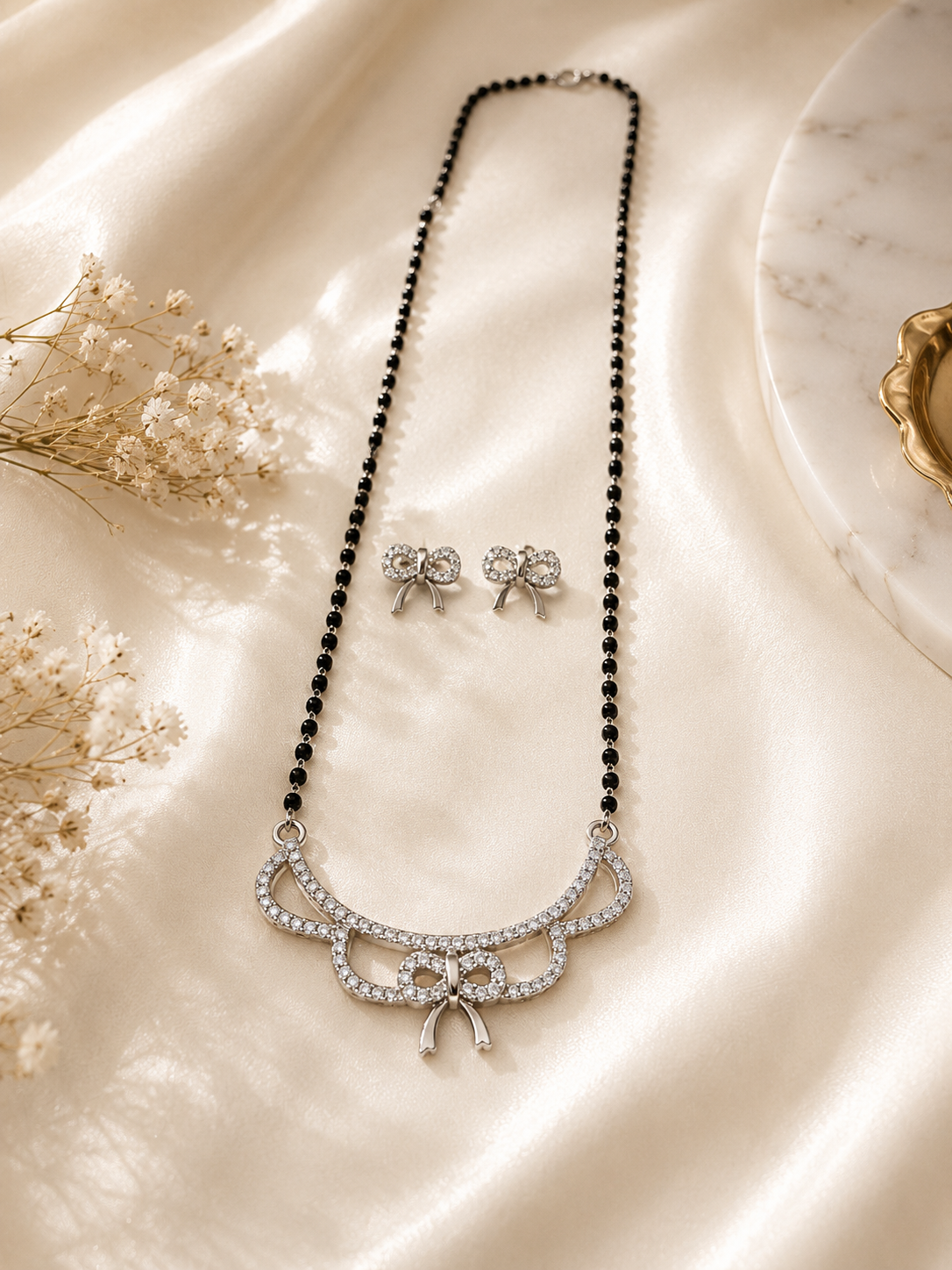 925 Sterling Silver Bow Bliss Mangalsutra with Bow Earrings
